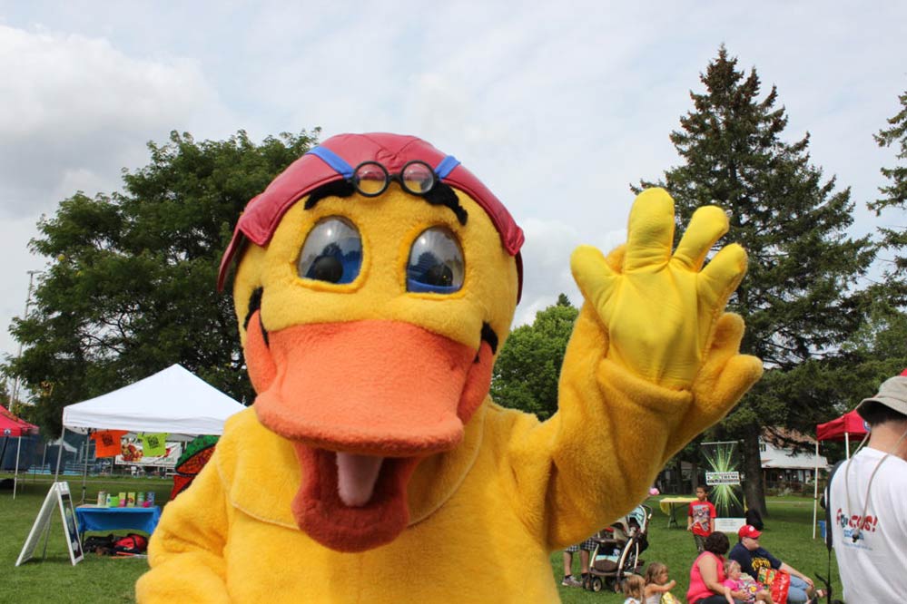 2016 duck race mascot