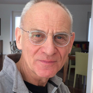 Dr-Rolf-Loertscher